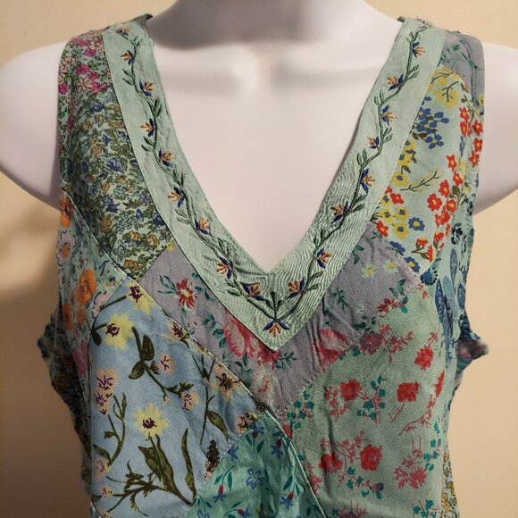SALE! NWT Diamond Patchwork Tank Top w/ Embroidery - Picture 7 of 9